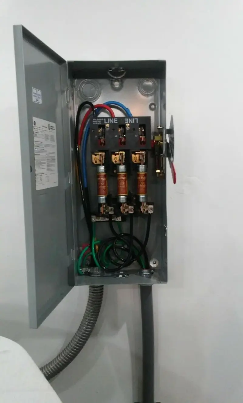 Three-phase disconnect switch installed for Smoke Detector Installation in Morrow